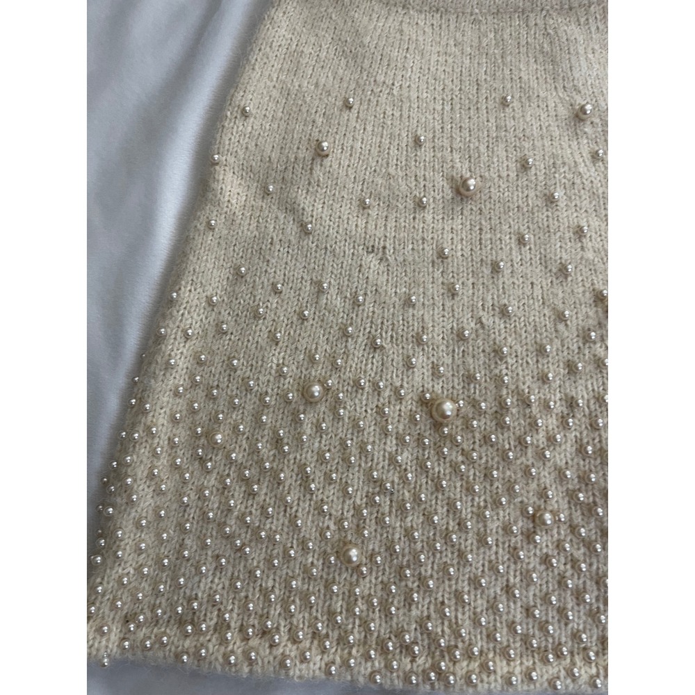 ASTR The Label Cream Knit Pearl Embellished Mini Skirt Beige Medium NEW - Picture 7 of 8